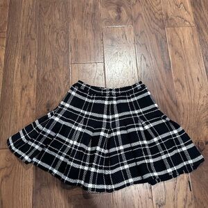 St. John by Marie Gray Skirt Made In USA Size 2 Black And White Plaid